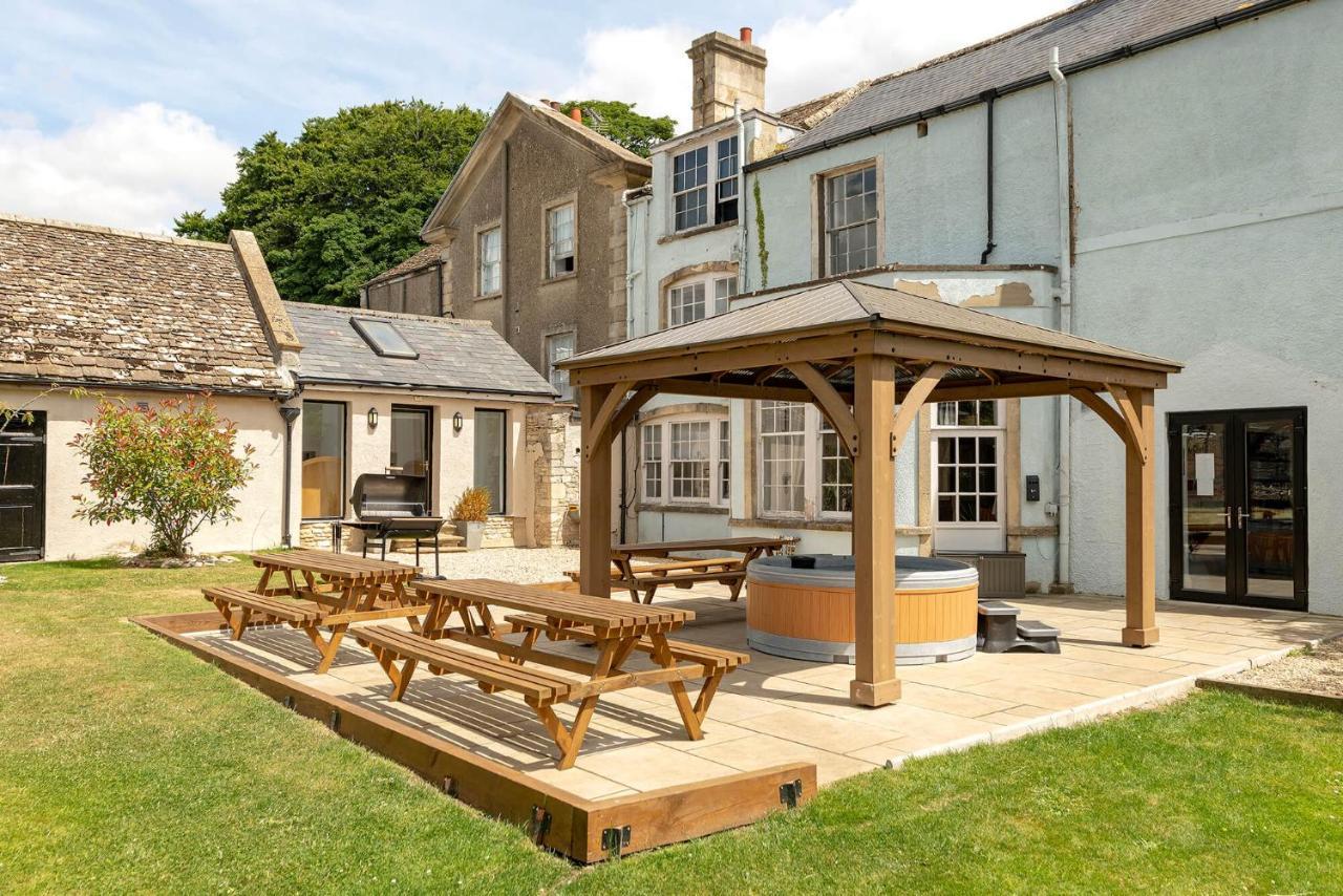Cotswold Manor House - Country House Retreat With Hot Tub, Ideal For Large Groups Petty France Kültér fotó